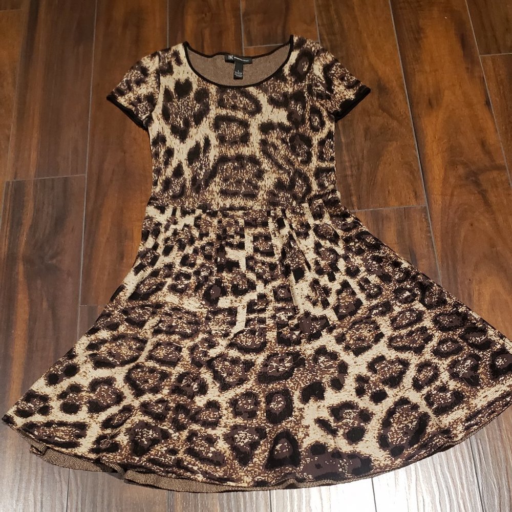 INC International Concepts Leopard Short Sleeve Midi Knit Sweater Dress-Size S - Picture 8 of 10